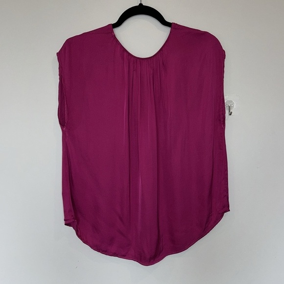 Velvet by Graham & Spencer Kali Scoop Neck Top in Raspberry - Picture 9 of 10